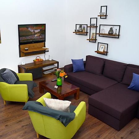 Mirvana Apartments Metheor Executive Suite Тимишоара Экстерьер фото