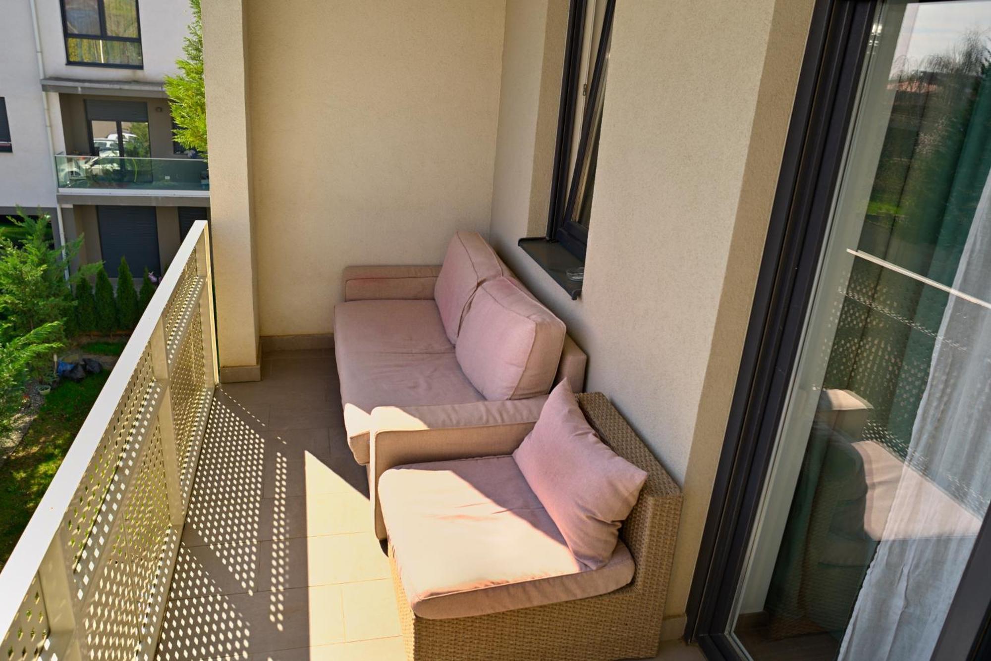 Mirvana Apartments Metheor Executive Suite Тимишоара Экстерьер фото